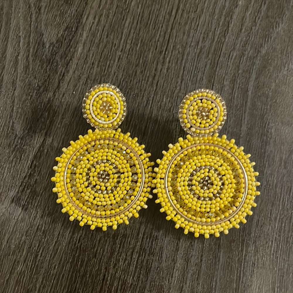 Express earrings